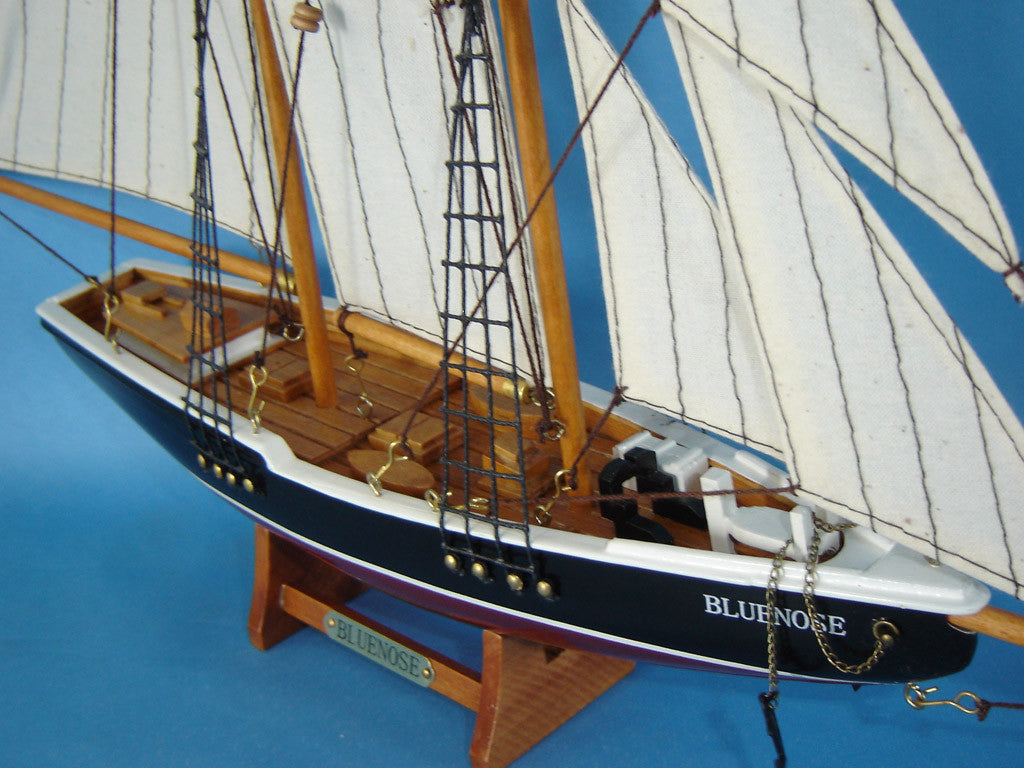Wooden Bluenose Model Sailboat Decoration 17"