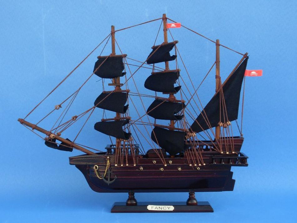 Wooden Henry Avery's The Fancy Model Pirate Ship 14"
