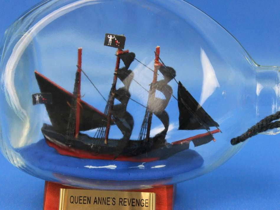Wooden Blackbeard's Queen Anne's Revenge Pirate Ship in a Glass Bottle 7"