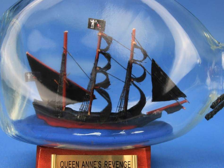 Wooden Blackbeard's Queen Anne's Revenge Pirate Ship in a Glass Bottle 7"