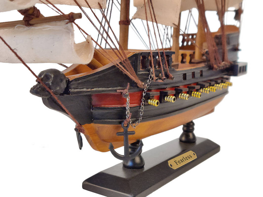 Wooden Fearless White Sails Limited Model Pirate Ship 15"