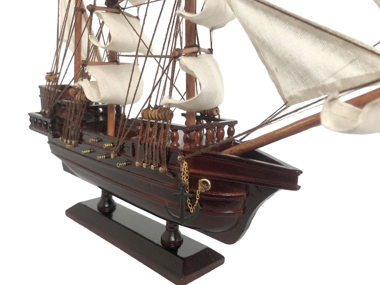 Wooden Henry Avery's Fancy White Sails Pirate Ship Model 20"