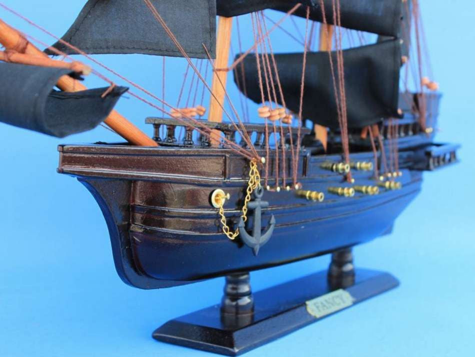 Wooden Henry Avery's The Fancy Model Pirate Ship 20"