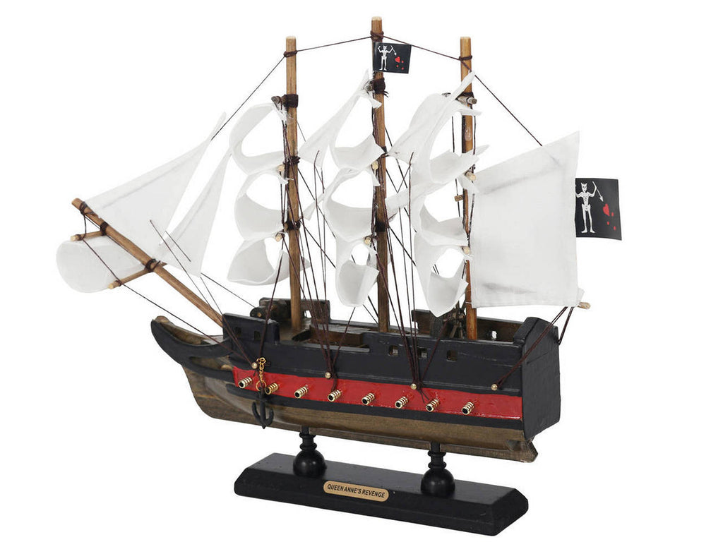 Wooden Blackbeard's Queen Annes Revenge White Sails Limited Model Pirate Ship 12"