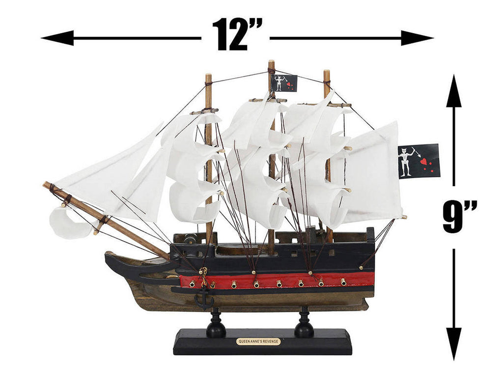Wooden Blackbeard's Queen Annes Revenge White Sails Limited Model Pirate Ship 12"