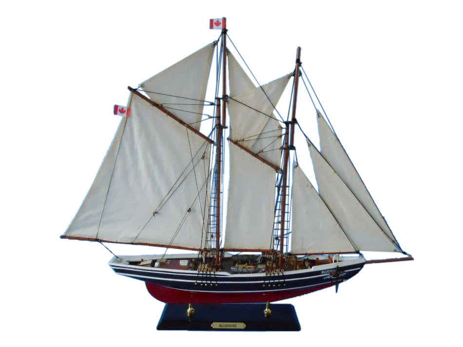 Wooden Bluenose Limited Model Sailboat 25"