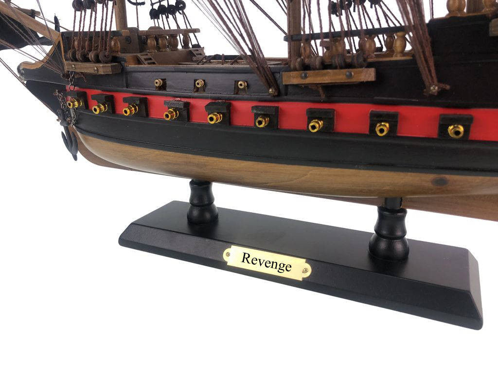 Wooden John Gow's Revenge Black Sails Limited Model Pirate Ship 26"